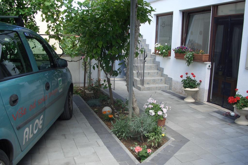 Apartment Vesna Zadar Oda fotoğraf